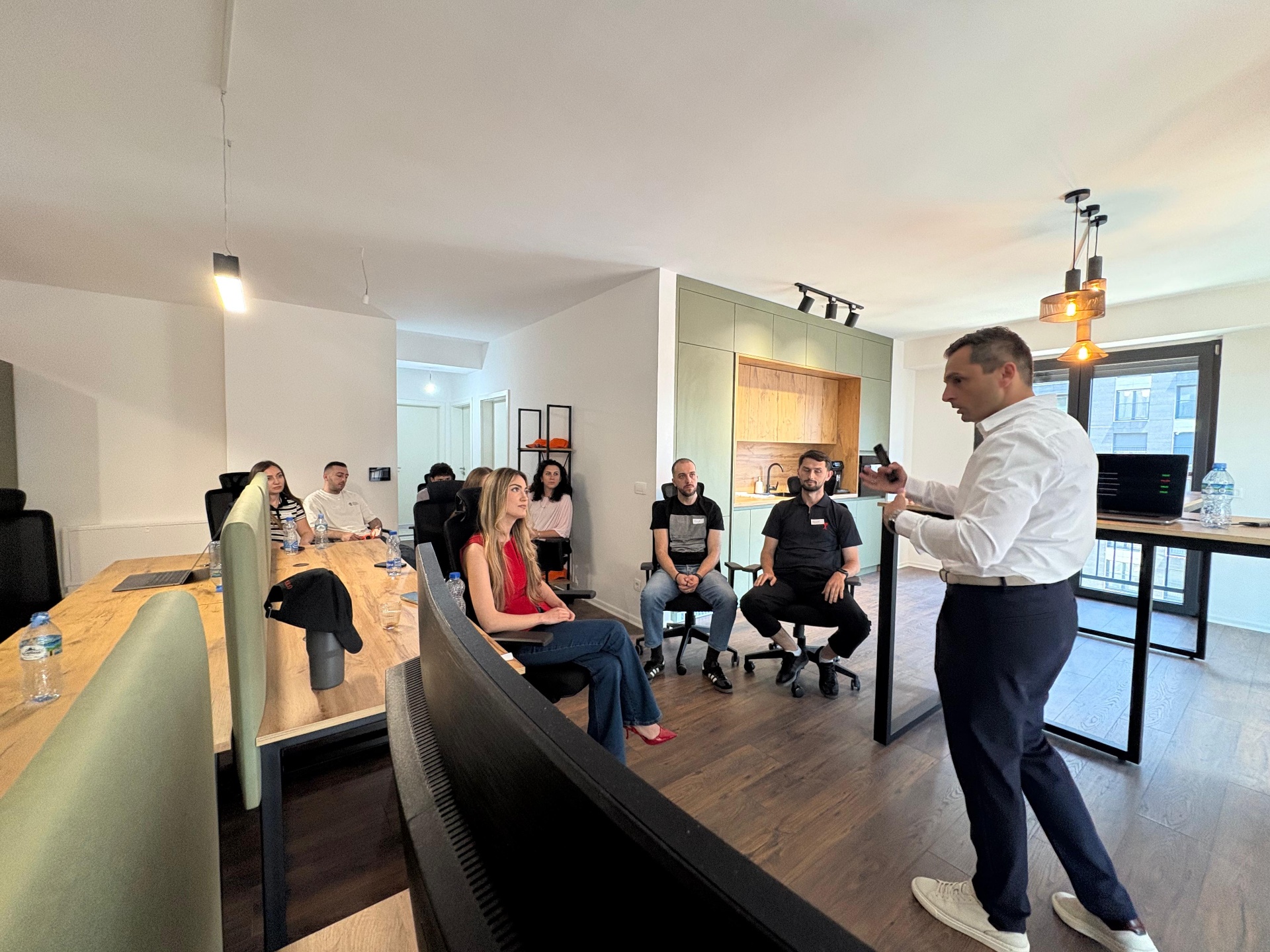 Working with Dutch: a training for our nearshore colleagues in Prishtina